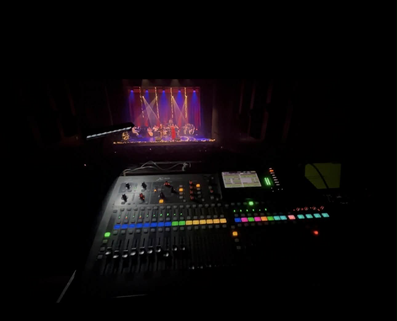 Nagłośnienie sceniczne